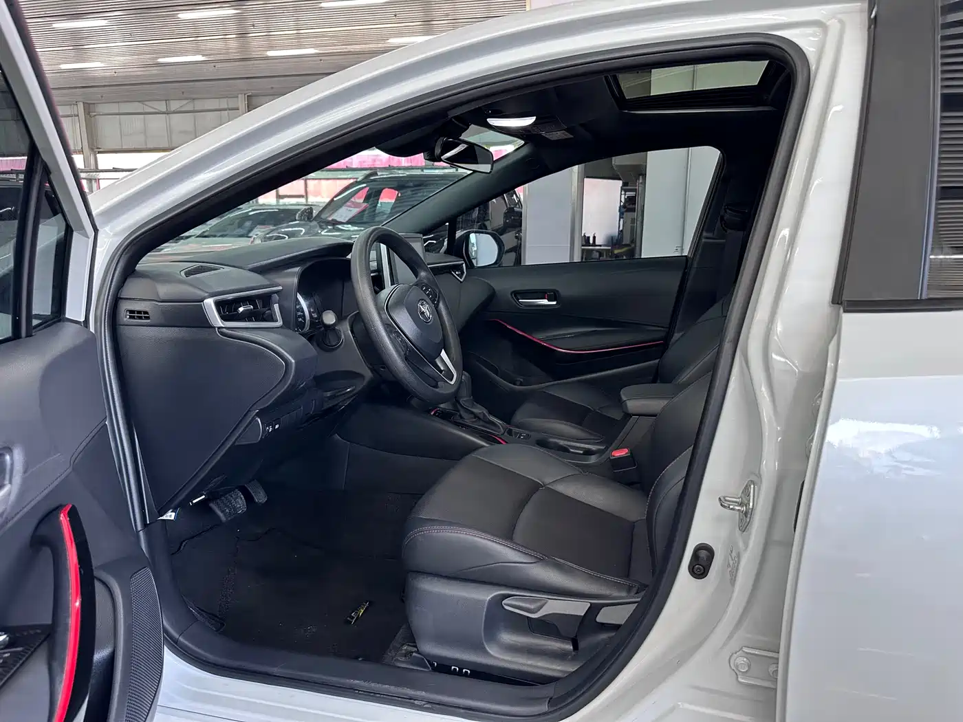 Toyota Levin 2021 185T CVT Sport Edition фото 10