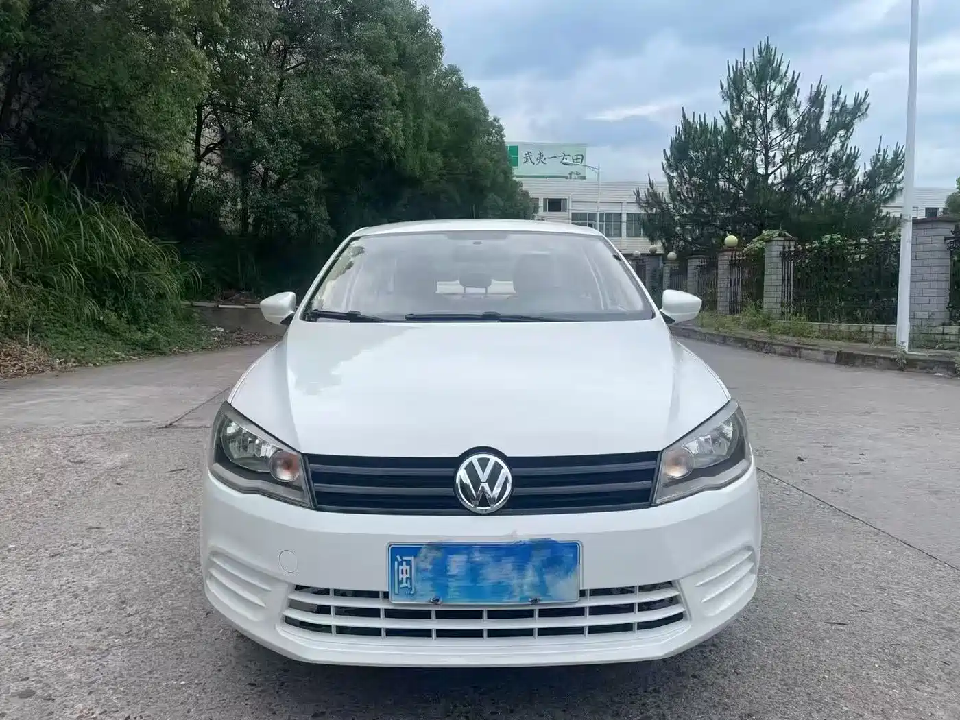 Volkswagen Jetta 2015 Value Edition 1.6L Manual Fashion фото 2
