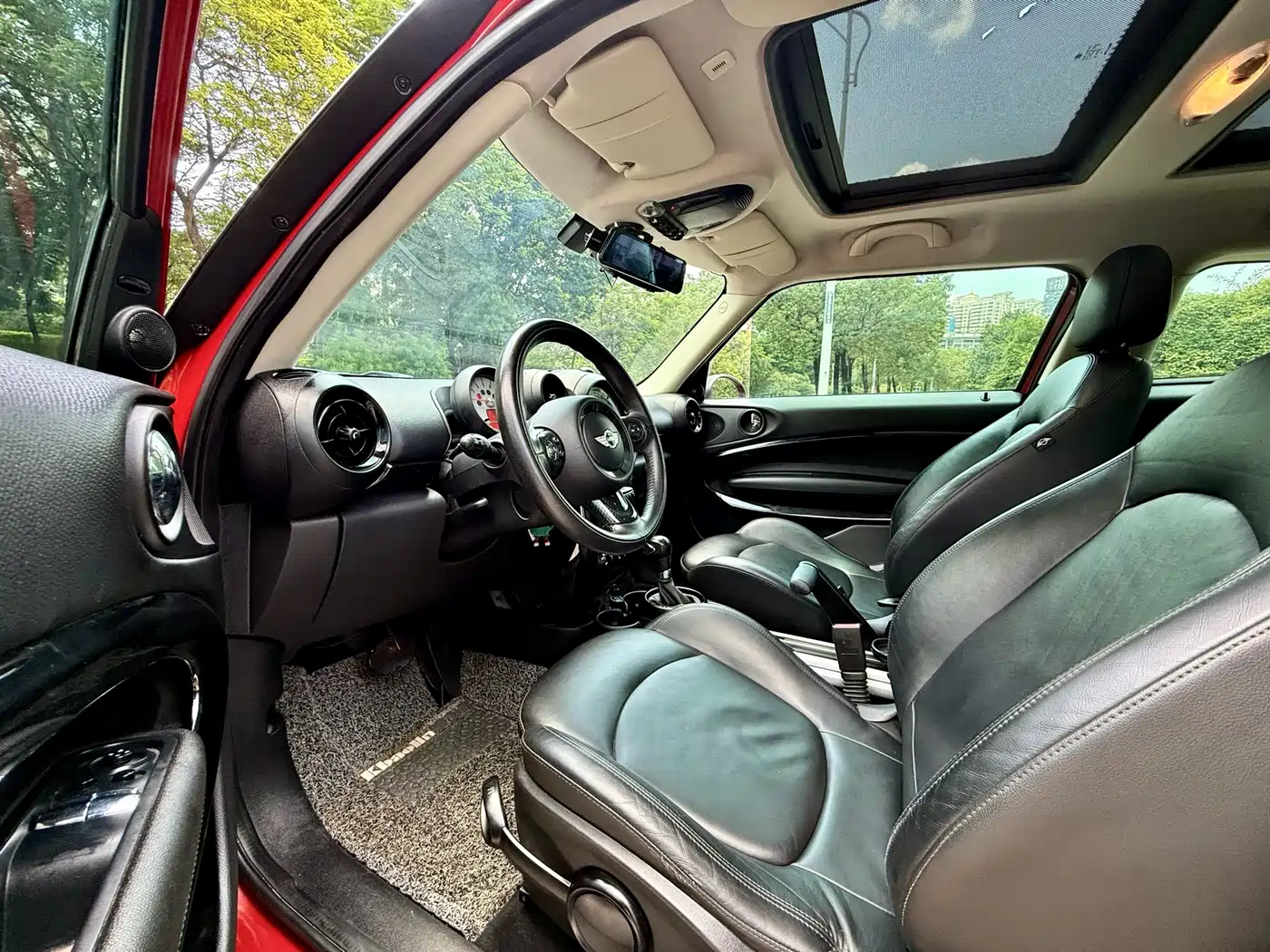 MINI Paceman 2013 1.6L COOPER фото 4