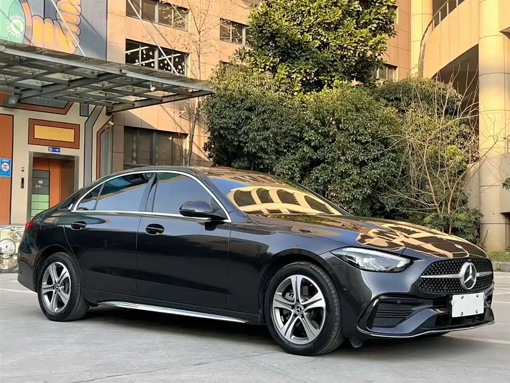 Mercedes-Benz C-Class 2022 C 260 L Sport Edition фото 3