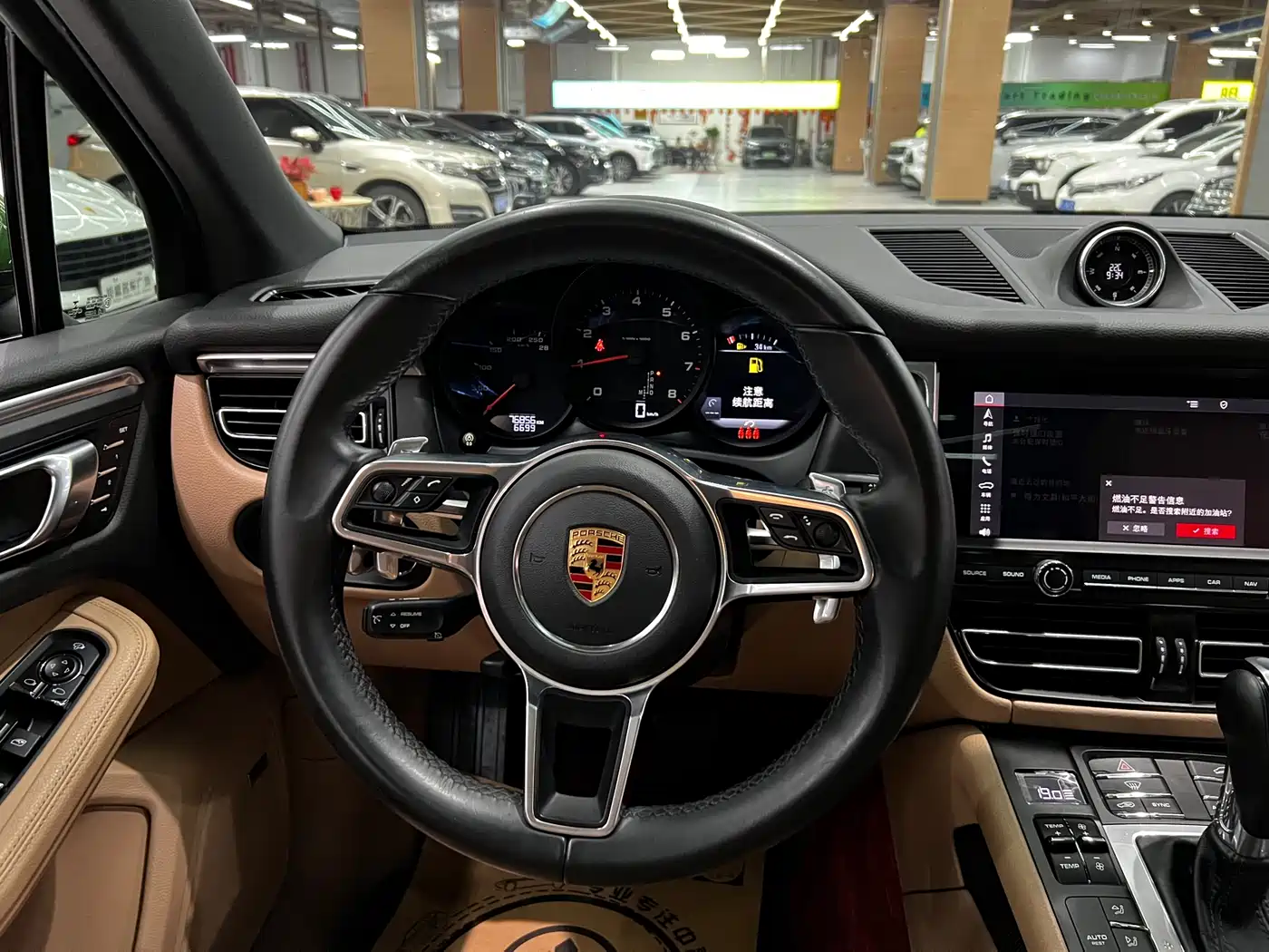 Porsche Macan 2018 Macan 2.0T фото 4