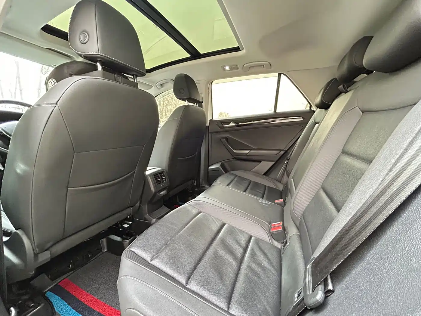 Volkswagen T-ROC 2022 280TSI DSG 2WD Comfort PLUS фото 28
