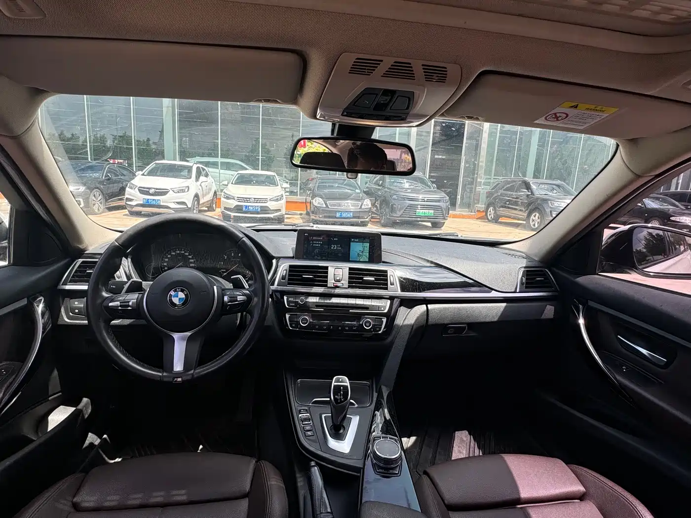BMW 3 Series 2019 320Li M Luxury Package фото 4