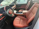 Фото 7 - Lincoln Aviator