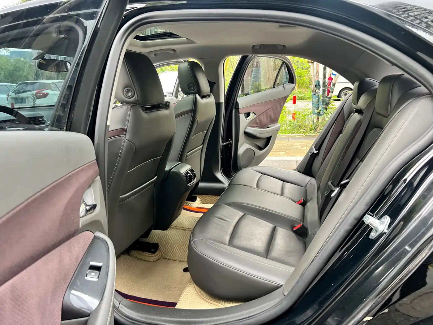 Chevrolet Malibu 2017 1.5T Automatic Luxury Edition фото 18