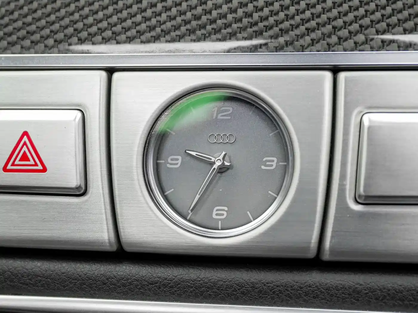 Audi S8 2013 S8 4.0TFSI quattro фото 17