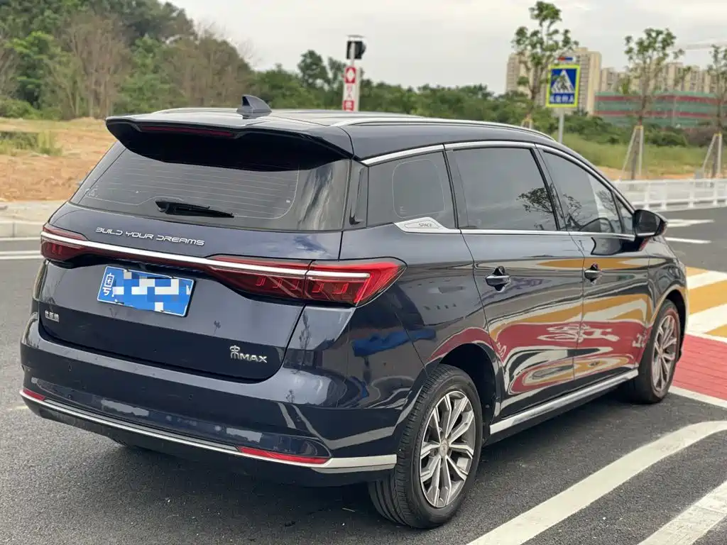 BYD Song MAX 2020 2021 Upgrade 1.5T Automatic Luxury Edition 6-Seater