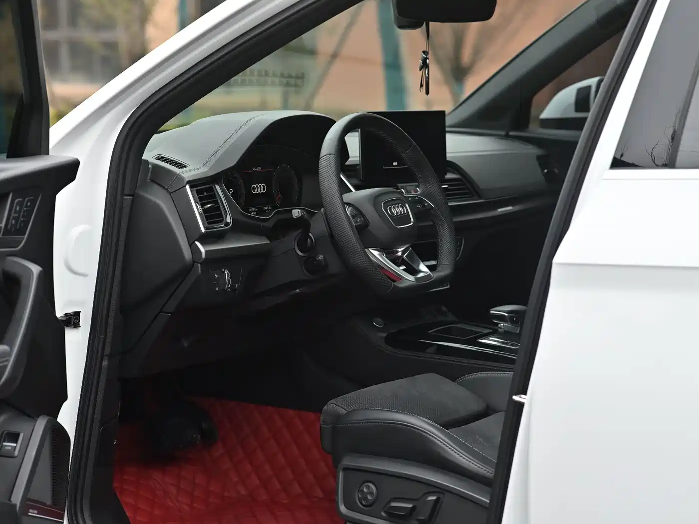 Audi Q5L Sportback 2021 45 TFSI Luxury фото 4