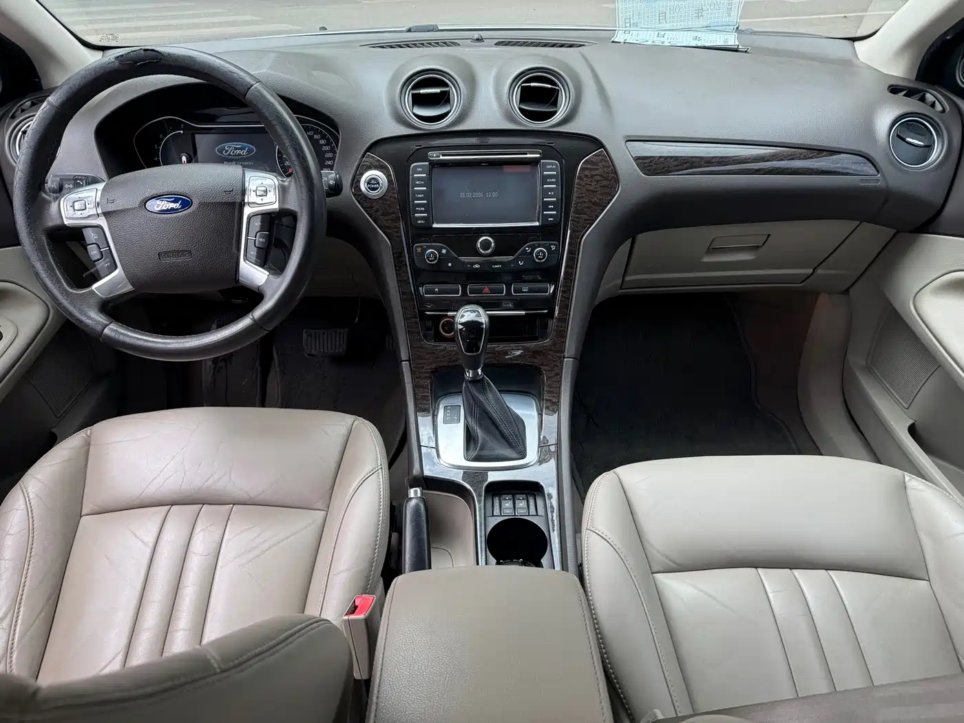 Ford Mondeo Zhisheng 2013 2011 2.0L GTDi200 Fashion