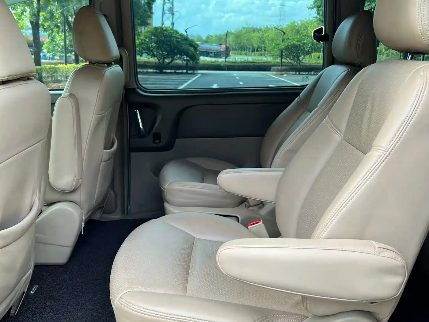 Фото 9 - Buick GL8