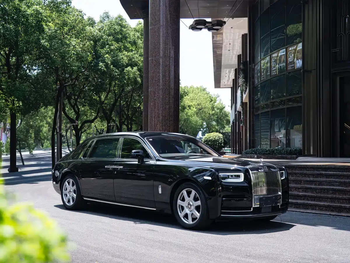 Фото 5 - Rolls-Royce Phantom