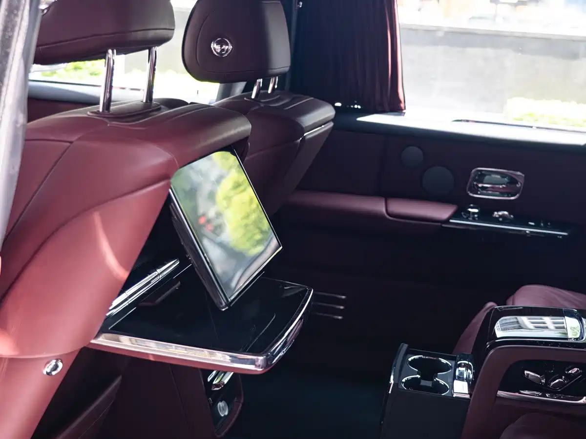 Фото 14 - Rolls-Royce Phantom
