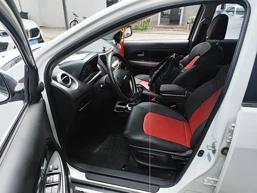 Haval H1 2016 2017 Red Label 1.5L AMT Luxury
