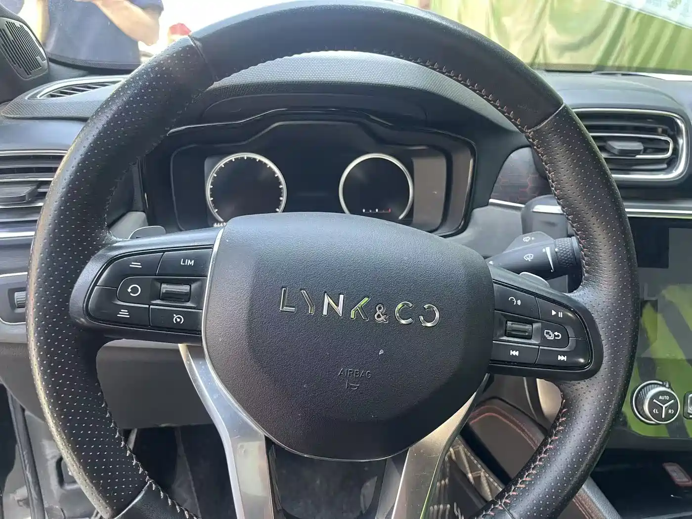 LYNK 03