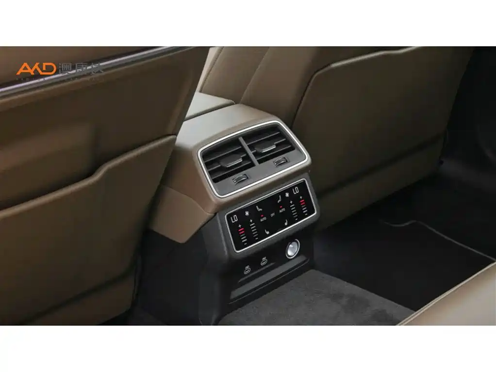 Audi A7L 2024 45 TFSI quattro Premium Luxury фото 9