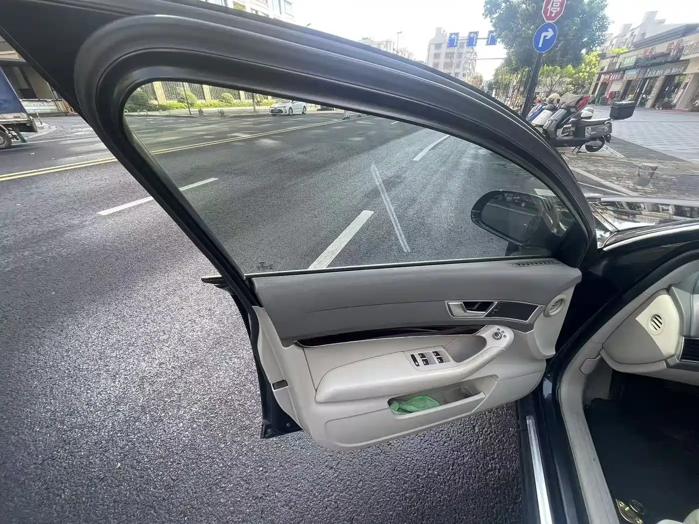 Audi A6L 2009 2009 2.4L Comfort