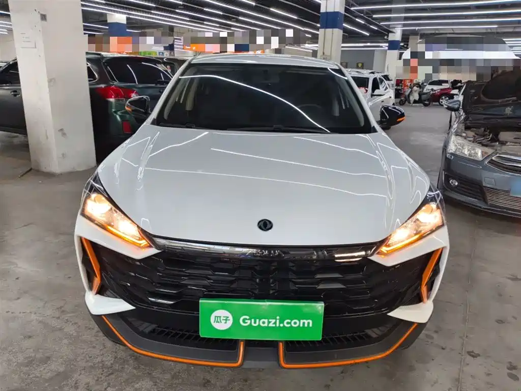 DONGFENG FENGSHEN YI HYUN