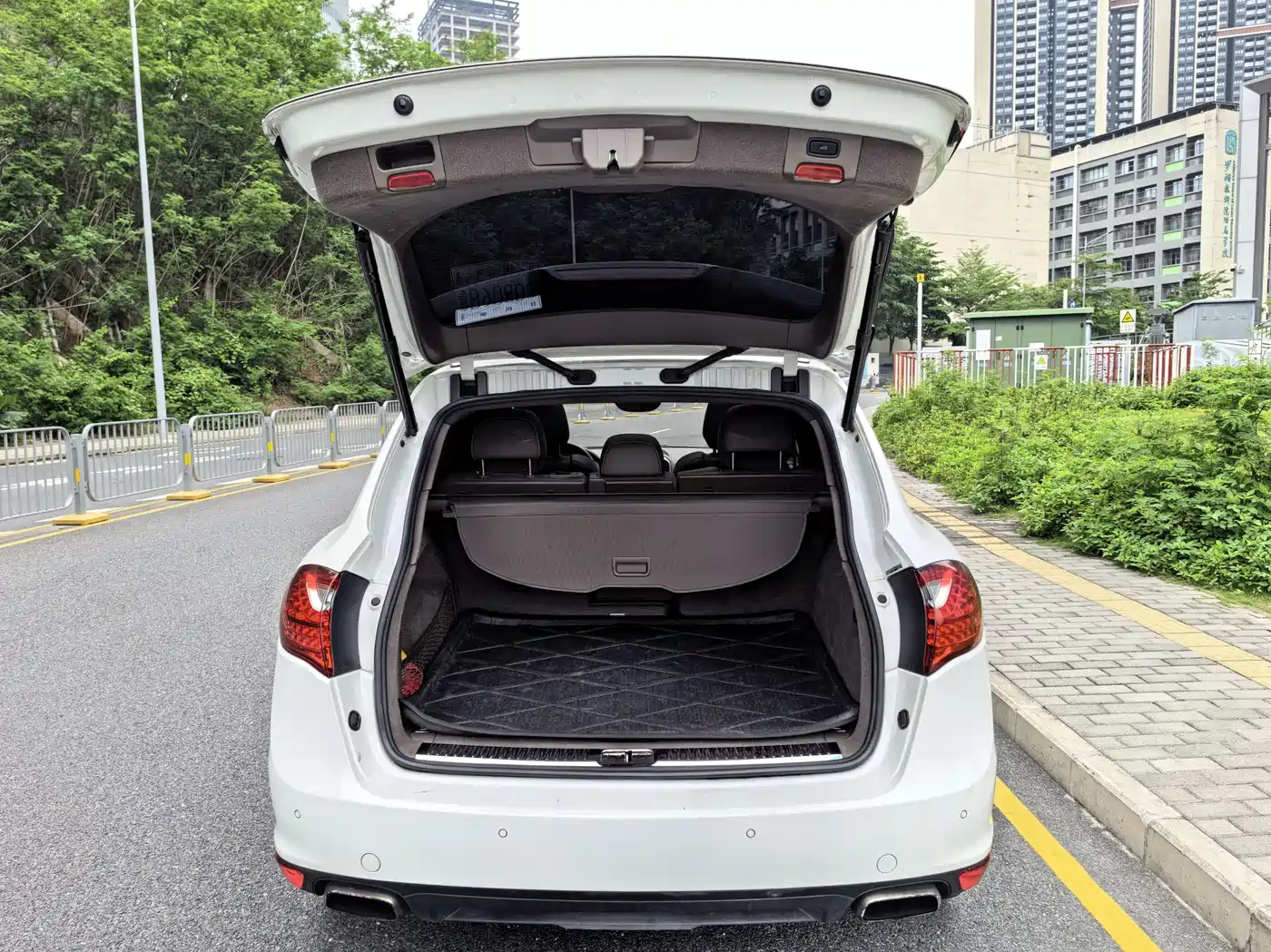Porsche Cayenne 2011 Cayenne 3.0T фото 7