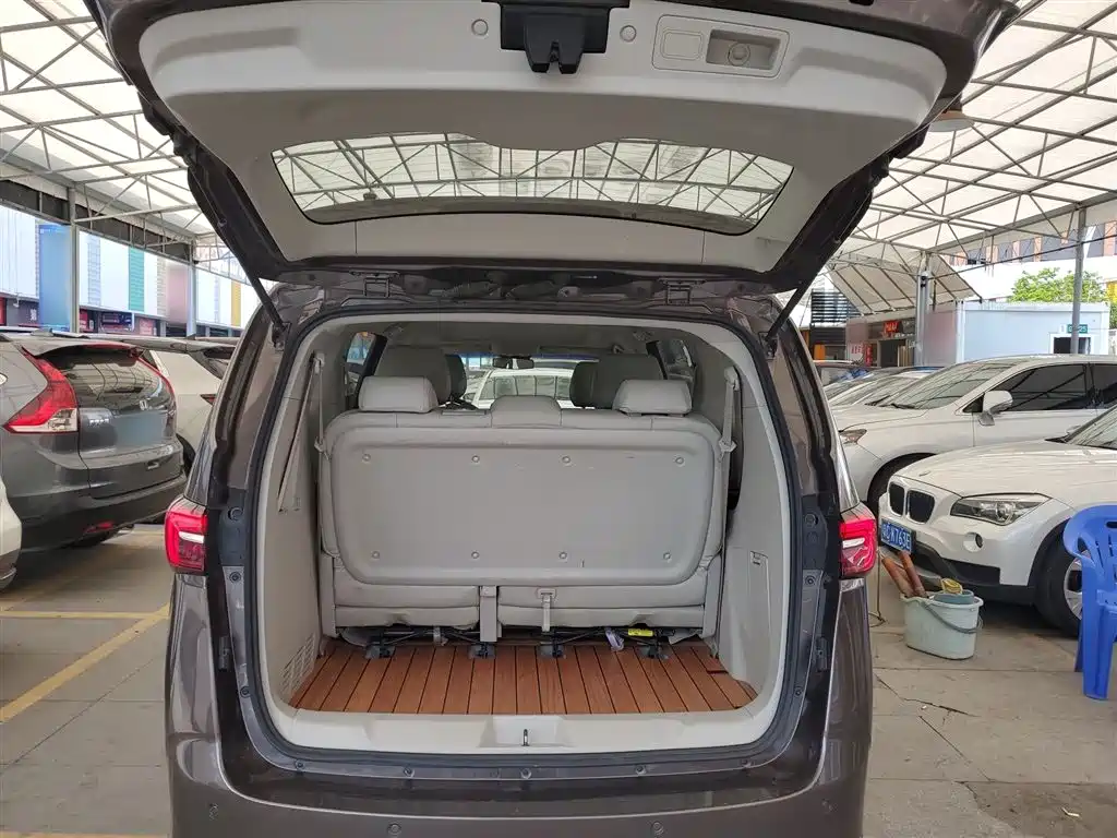BUICK GL8