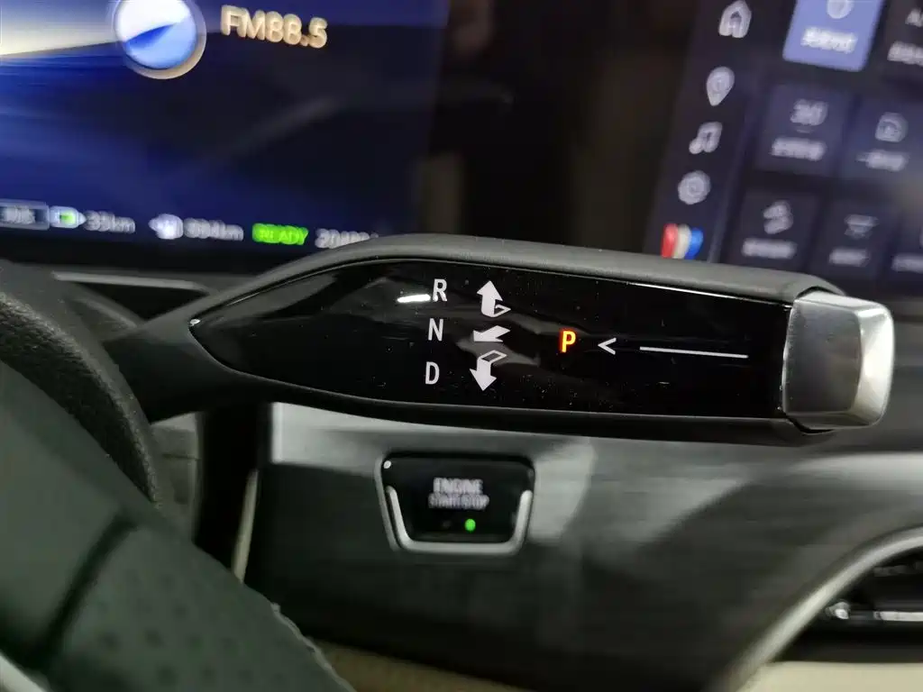 BUICK GL8 NEW ENERGY