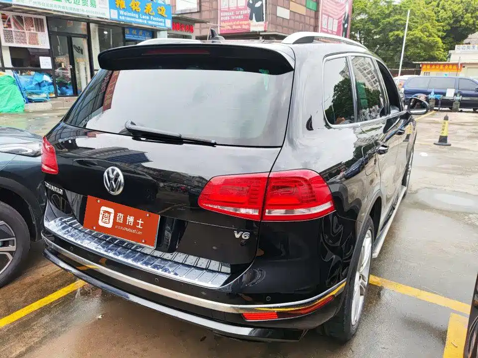 Фото 6 - Volkswagen Touareg