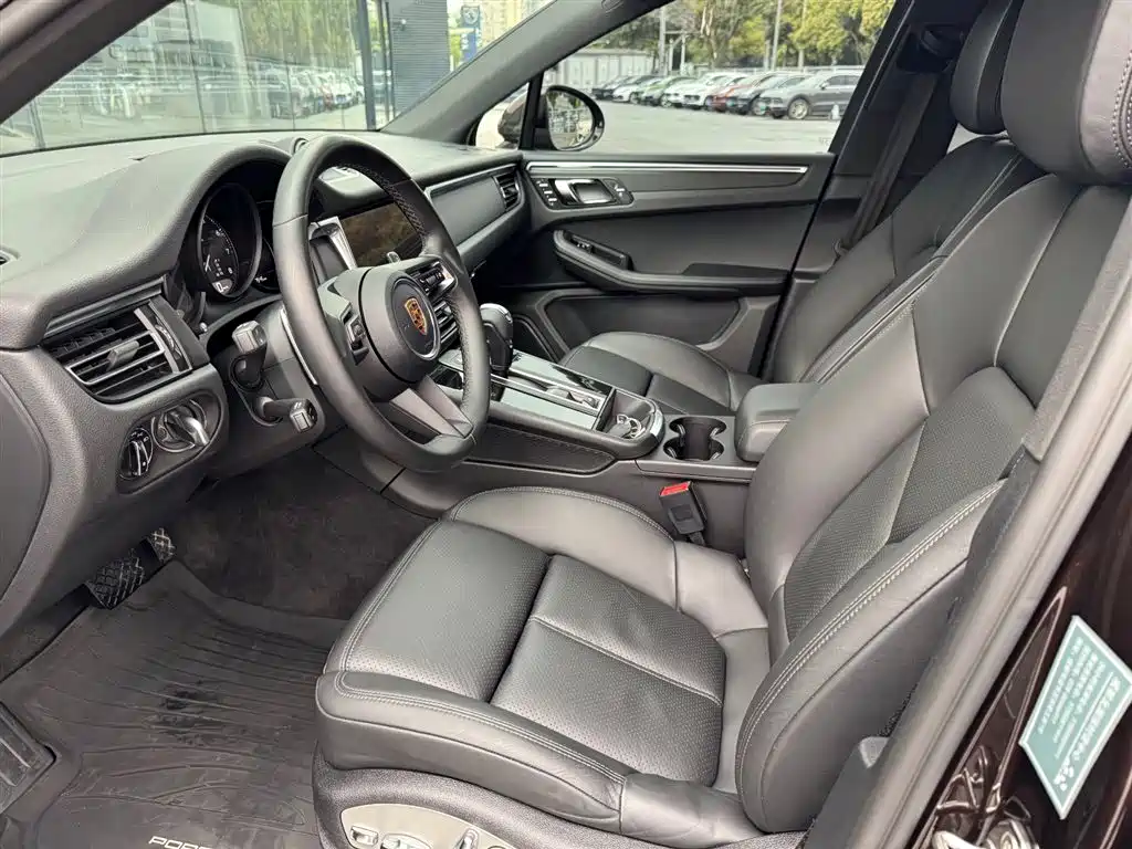 Porsche Macan 2022 Macan 2.0T фото 9