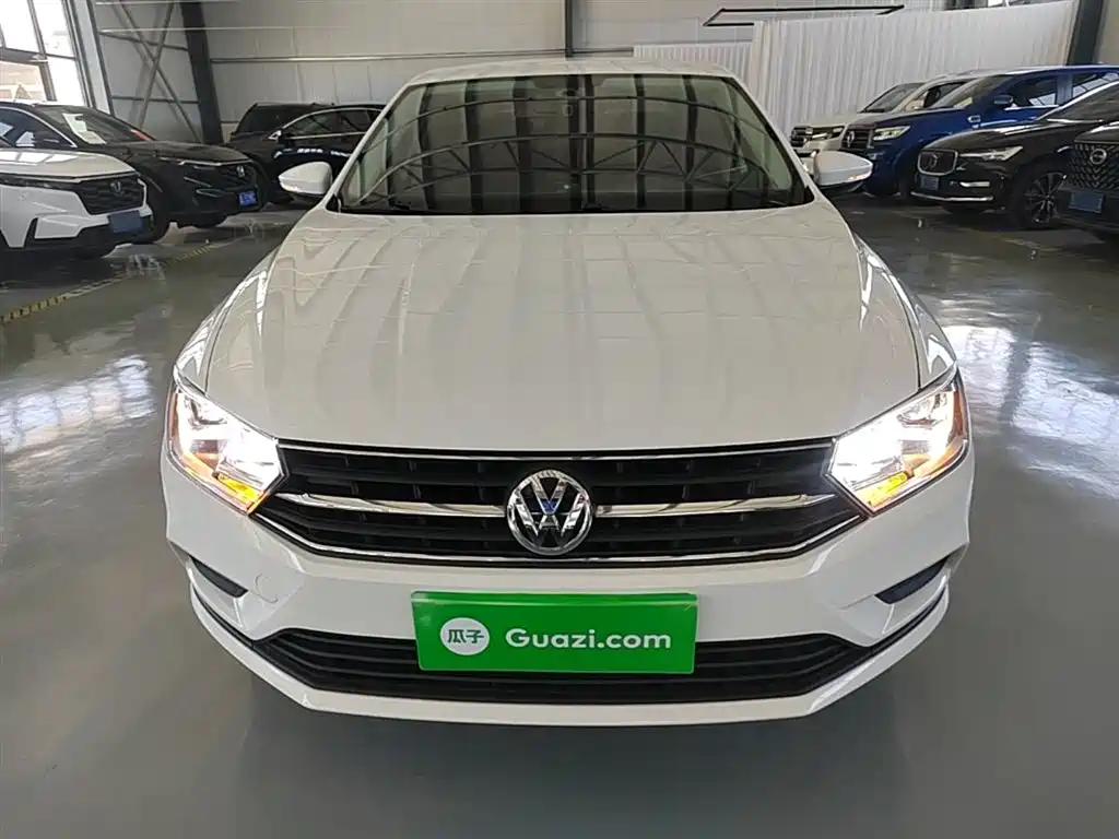 Volkswagen Bora 2019 Facelift Bora Legend 1.5L Automatic Fashion Type China VI фото 3