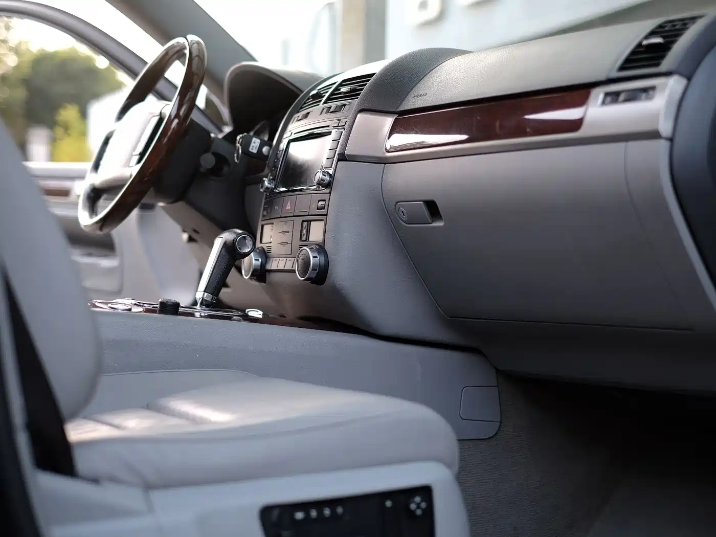 Volkswagen Touareg 2007 3.6L Luxury фото 56