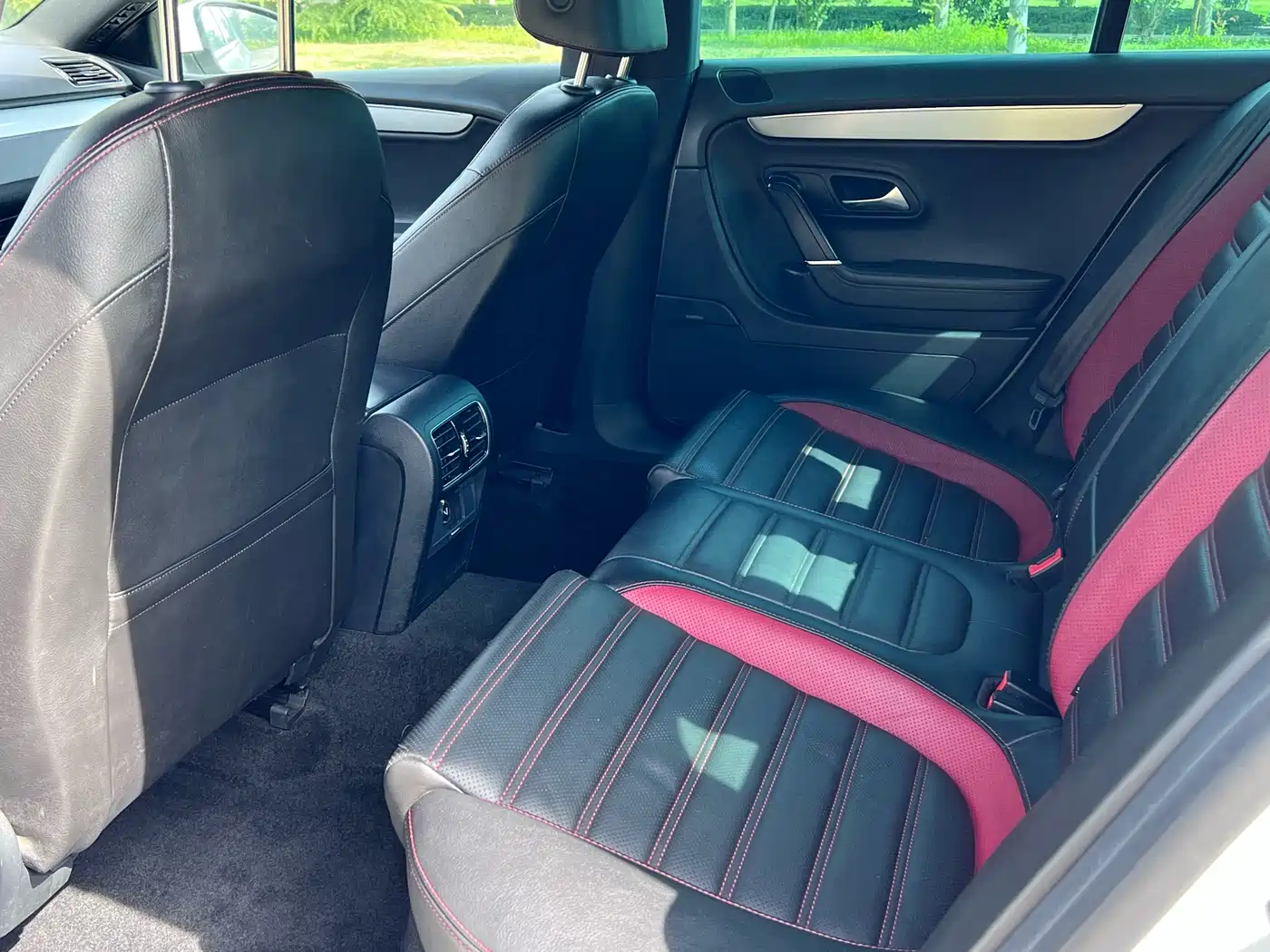 Volkswagen FAW-Volkswagen CC 2018 1.8TSI Luxury фото 7