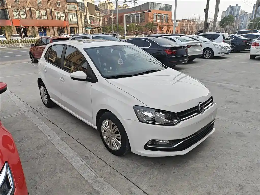 Volkswagen Polo 2018 1.5L Auto Comfort фото 22