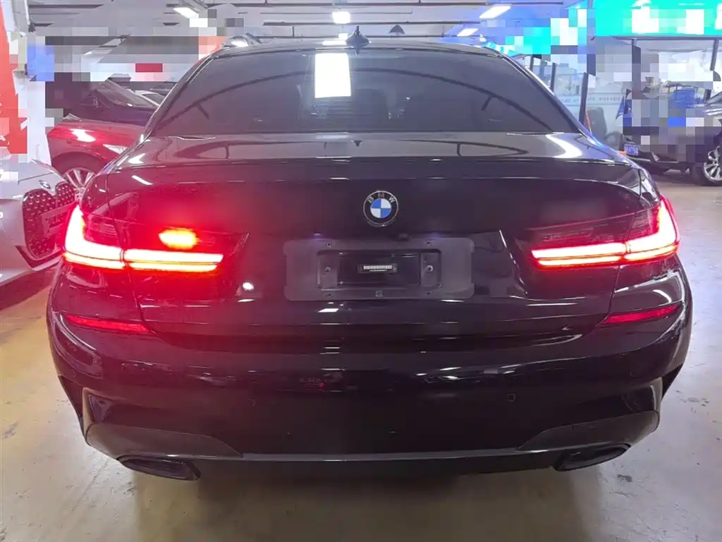 BMW 3 Series 2022 Facelift 325i M Sport Shadow Edition фото 6