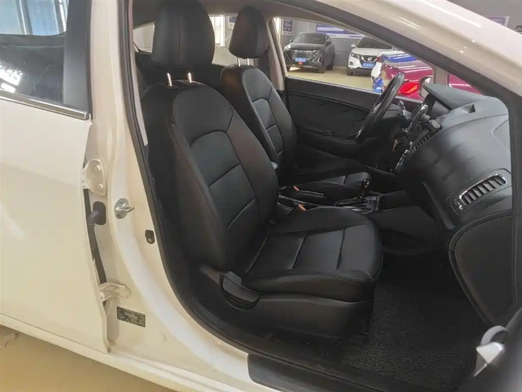 Kia K3 2015 1.6L Automatic GL фото 25