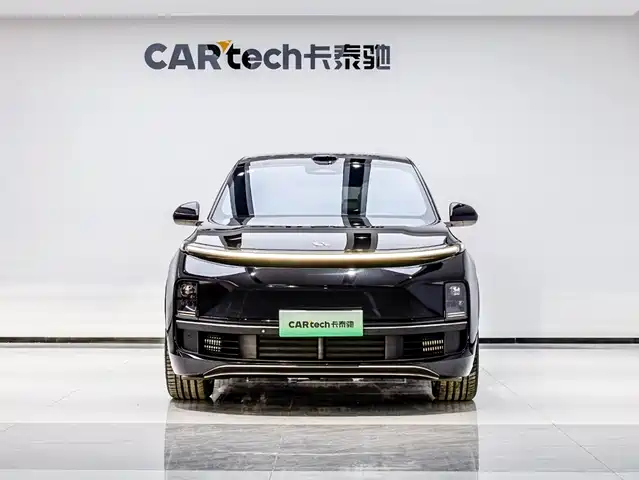 Li Auto Li Xiang L9 2025
