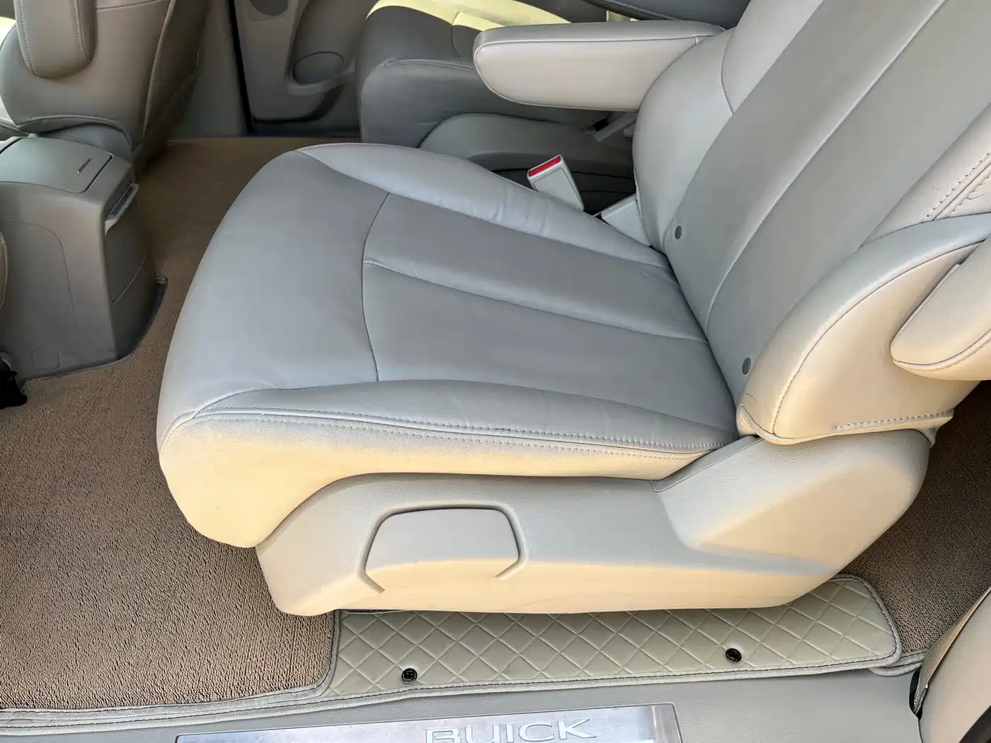 Buick GL8 2017 25S Premium Model China V фото 14
