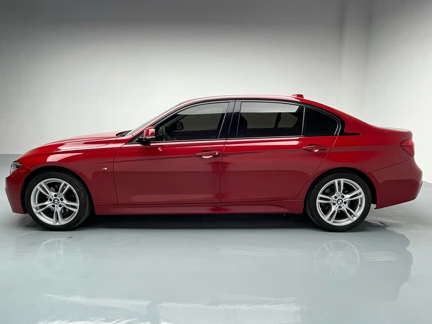 BMW 3 Series 2018 320Li Leading M Sport Package фото 2