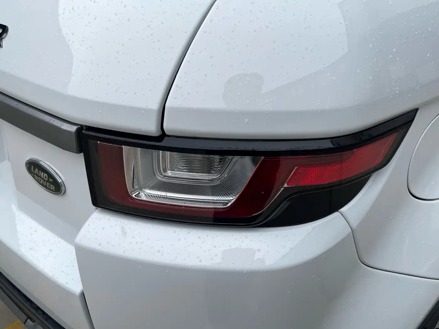 Land Rover Range Rover Evoque 2018 240PS SE Smart Edition фото 28