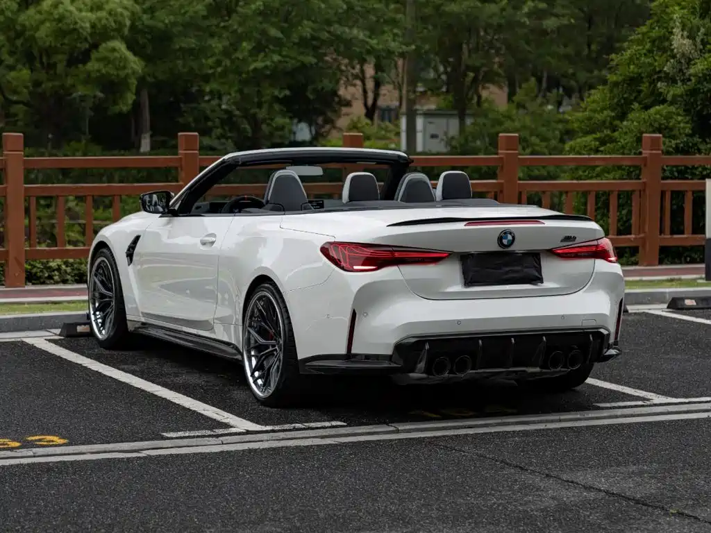 BMW M4 2025 2024 BMW M4 Convertible M xDrive Competition