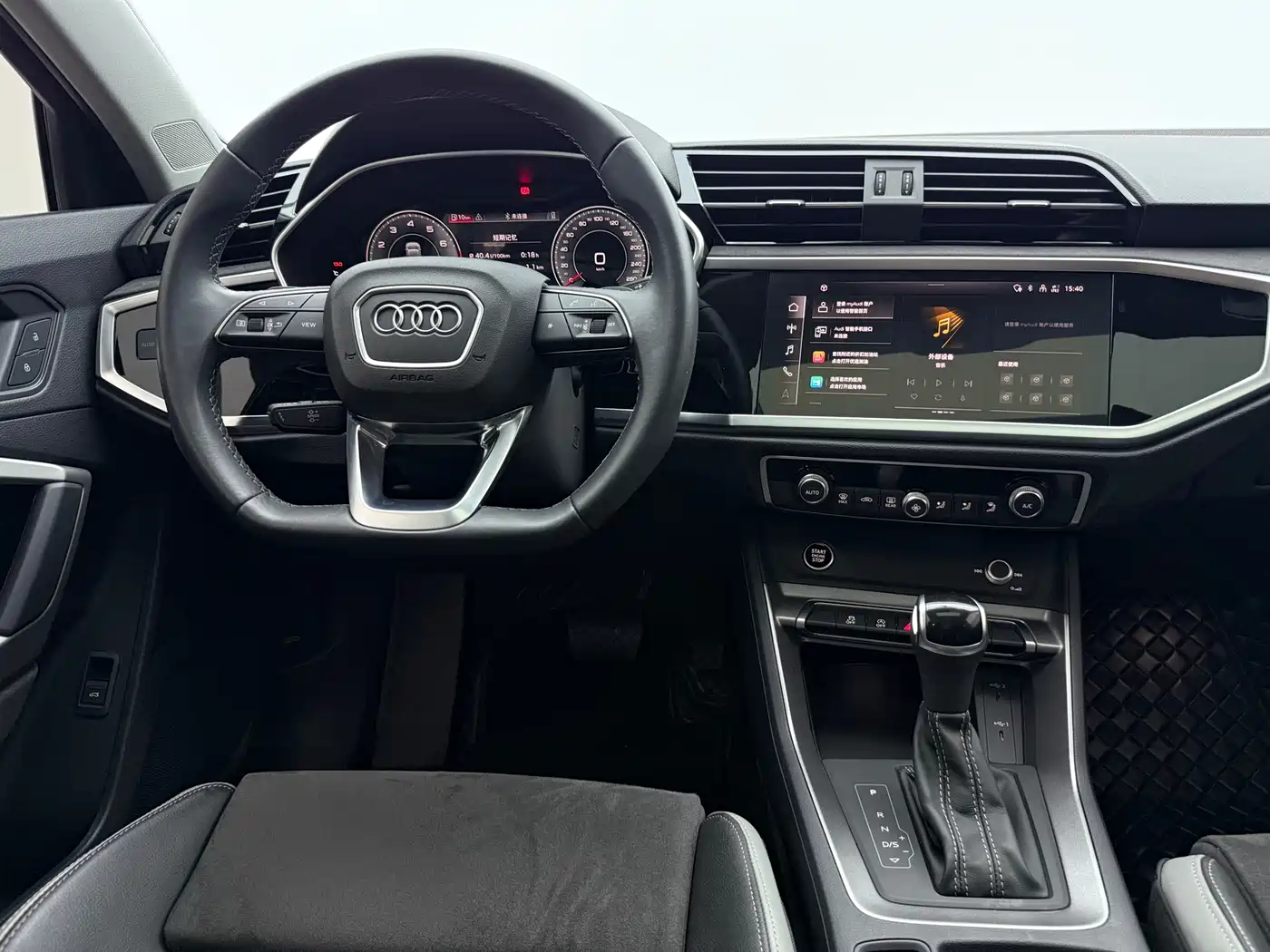 Audi Q3 2023 35 TFSI Fashion Dynamic (1.4T) фото 9