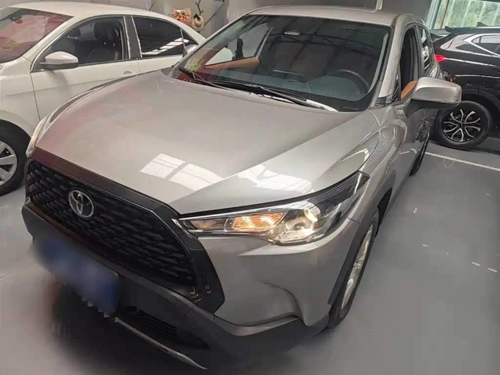 Toyota Corolla Cross 2023 2.0L Pioneer Edition фото 2