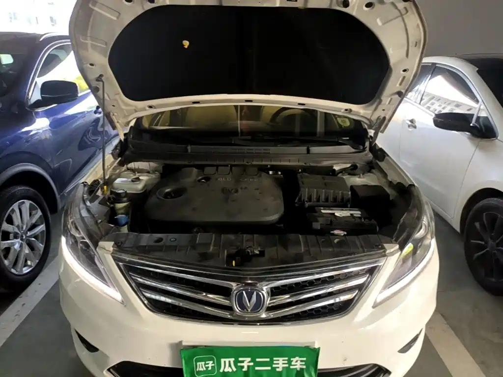Фото 20 - Changan Eado
