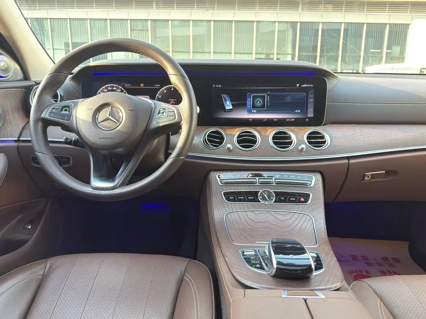 Mercedes-Benz E-Class 2018 E 300 L Luxury фото 6
