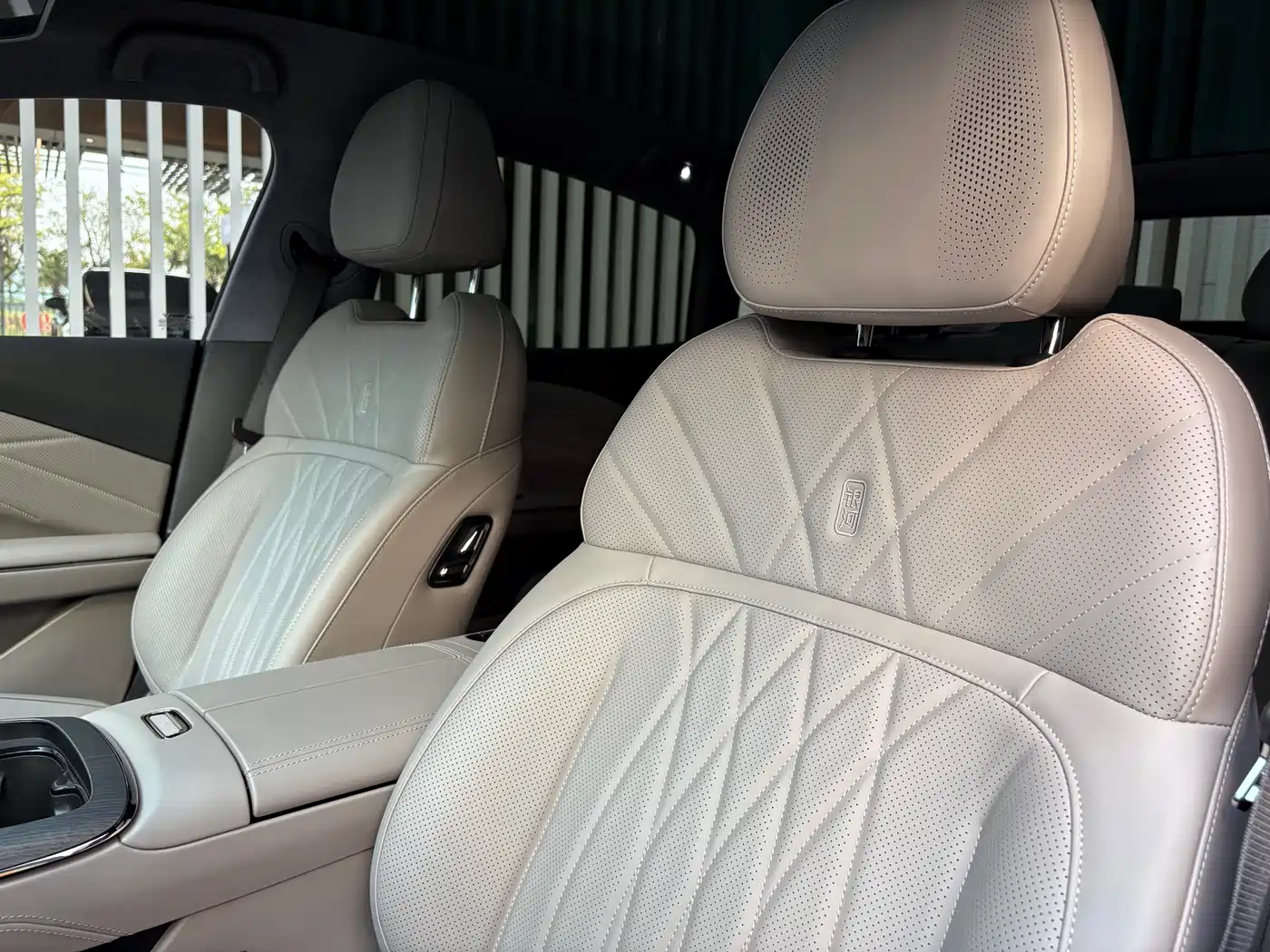 GEELY GALAXY GALAXY SPARKLE 8