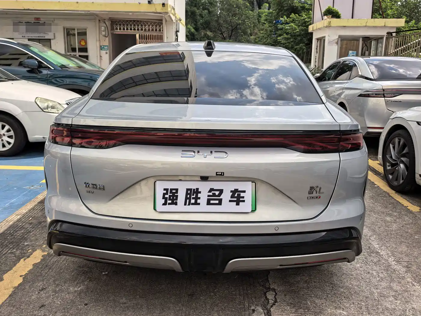 BYD Han L 2025 2025 EV 701KM LiDAR Premium