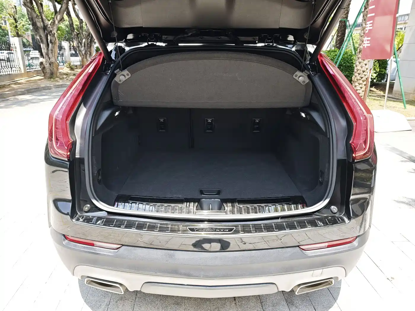 Cadillac XT4 2020 Facelift 28T 2WD Leading фото 19