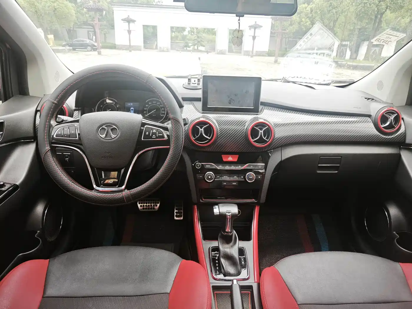 BAIC Senova X25 2016 2015 1.5L Automatic Luxury
