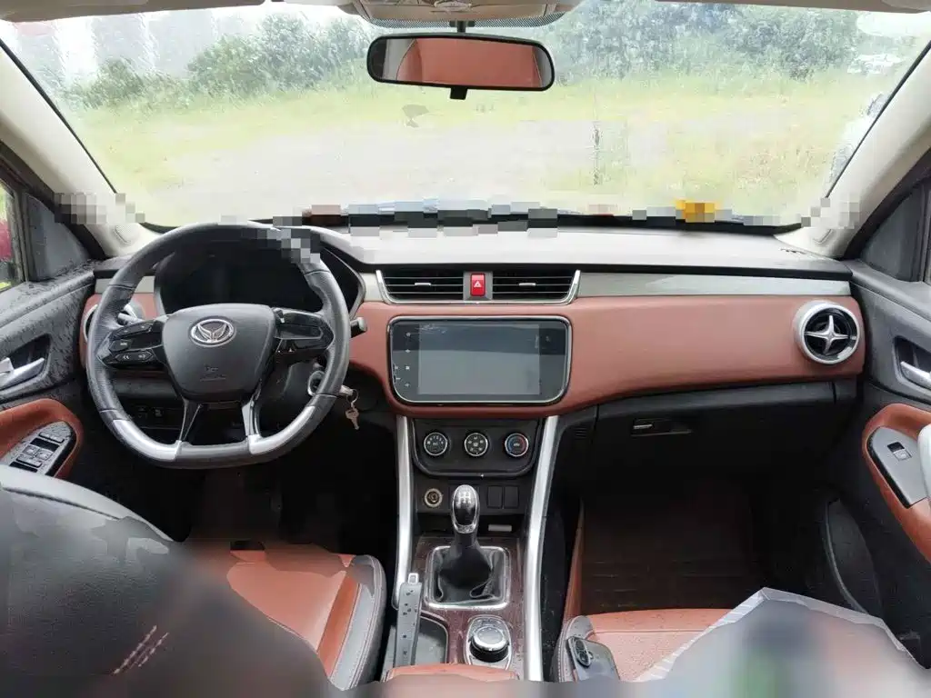 BAIC Huansu S3 2016 2016 S3L 1.5L Manual Premium