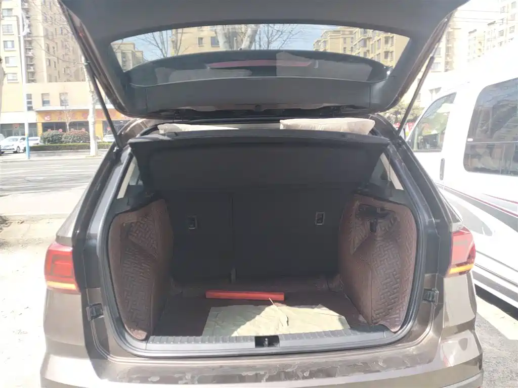 Volkswagen Tharu 2020 280TSI 2WD Trend Edition China VI фото 19