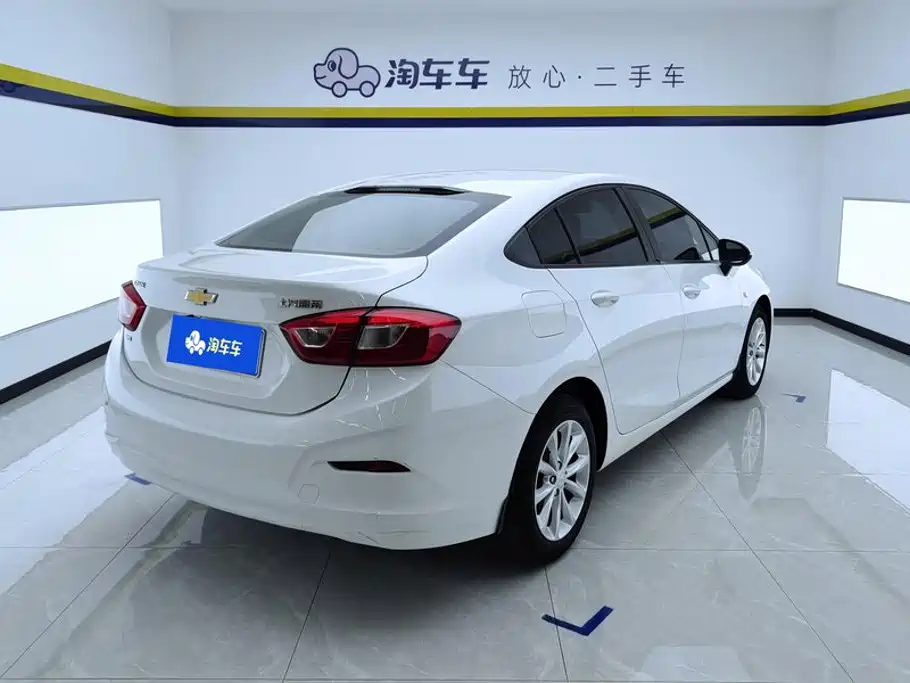 Chevrolet Cruze 2018 2018 320 Manual Pioneer Edition
