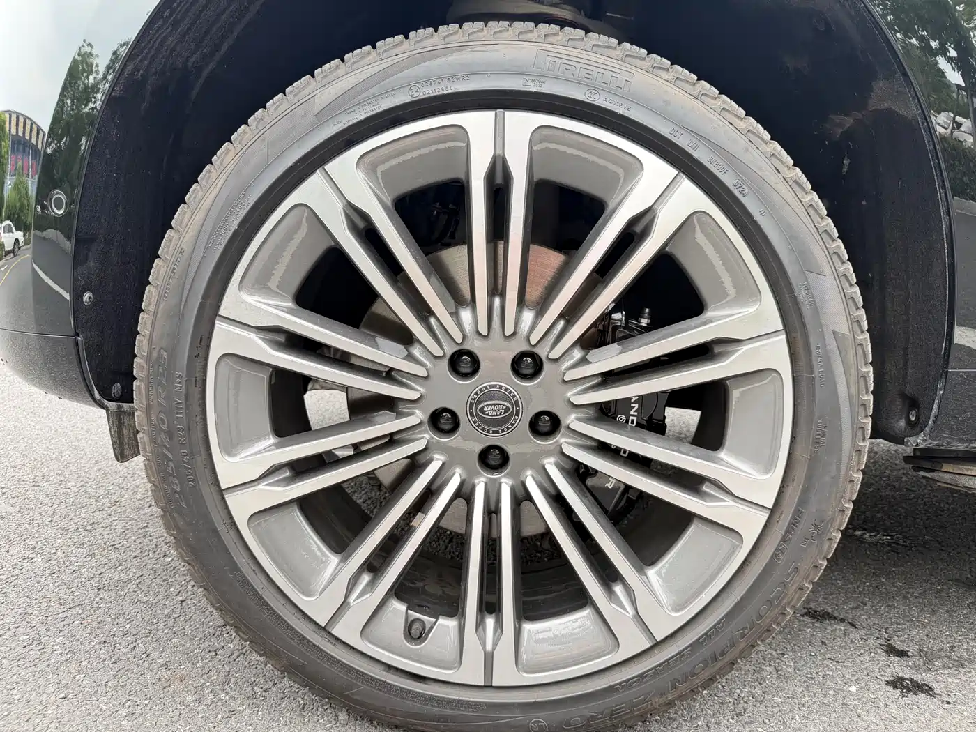 Land Rover Range Rover 2024 3.0 L6 400PS SV Prestige Genesis Extended 4-Seater фото 15