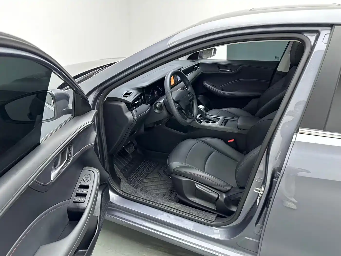 Roewe i5 2026 2026 1.5L CVT Luxury